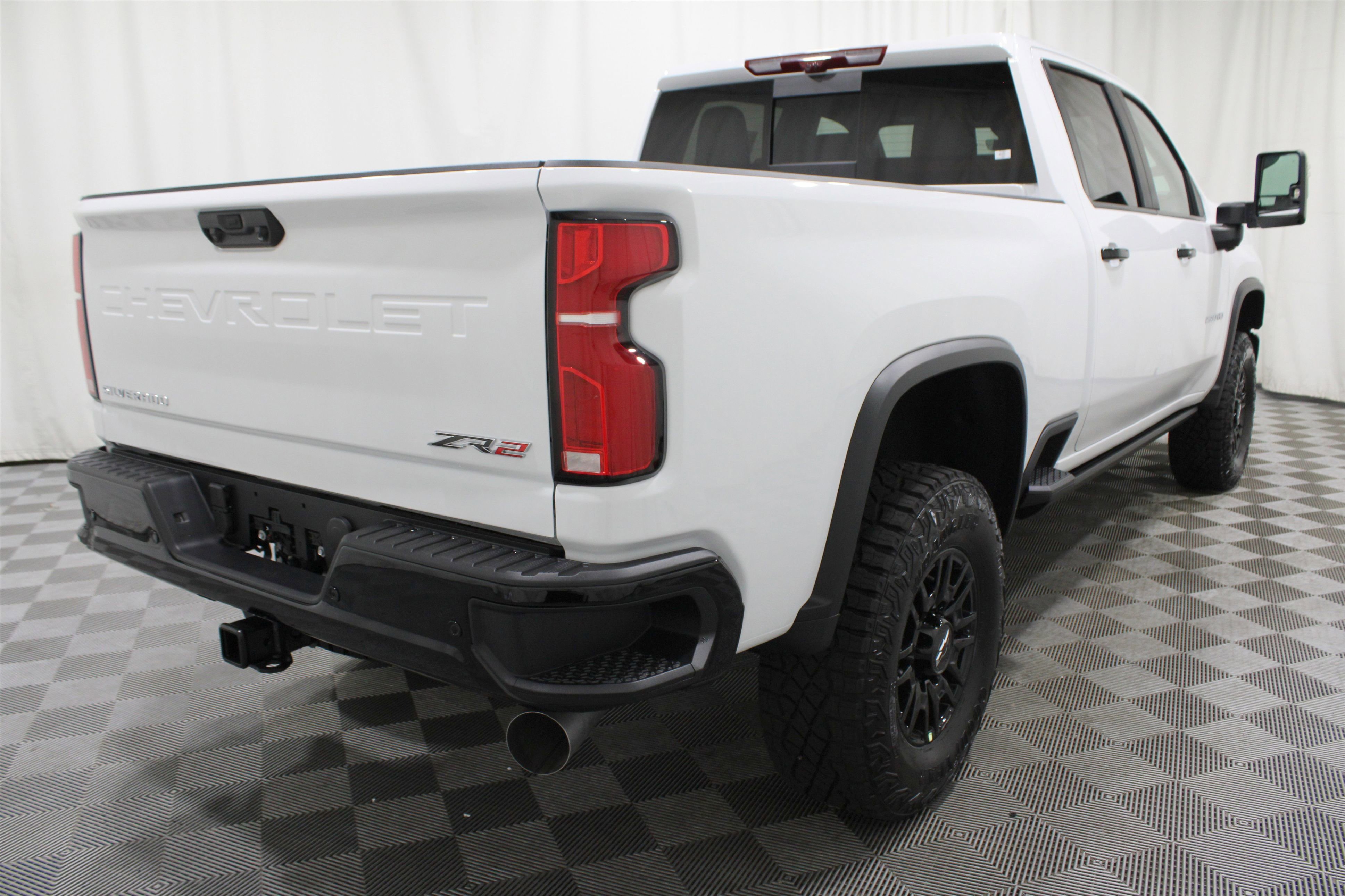 2025 Chevrolet Silverado 2500HD ZR2 photo 27