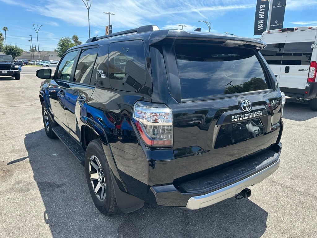 2024 Toyota 4Runner TRD Off-Road Premium photo 3