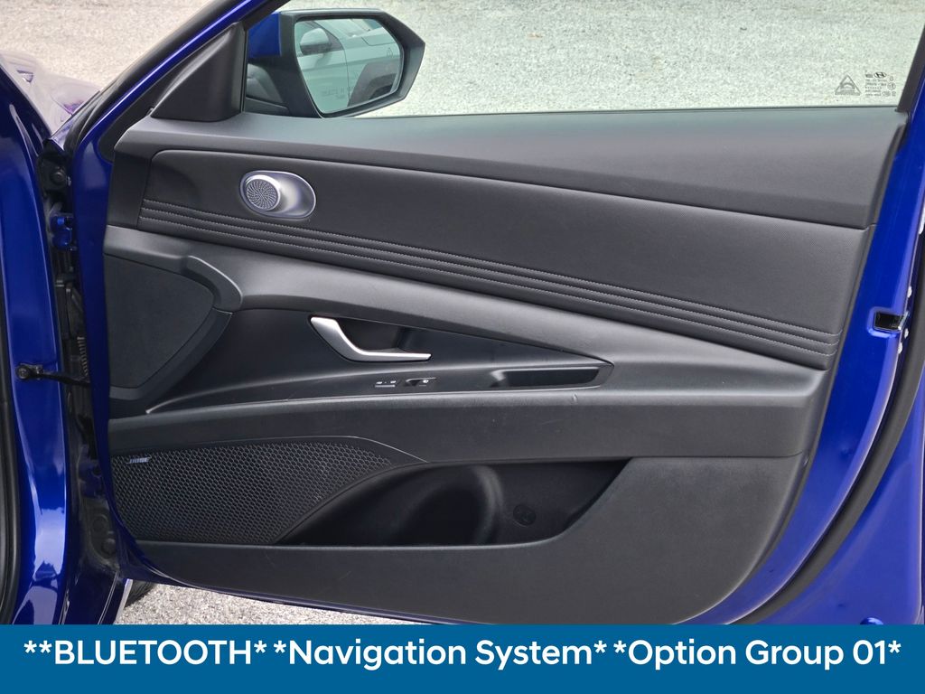 2024 Hyundai Elantra Limited photo 4