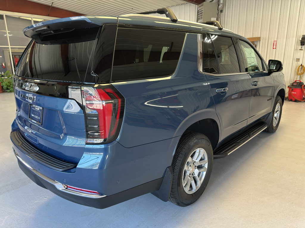 2025 Chevrolet Tahoe LS photo 3