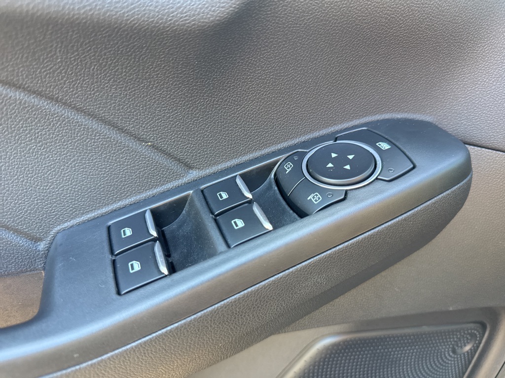 2023 Ford Escape ST-Line Select photo 5
