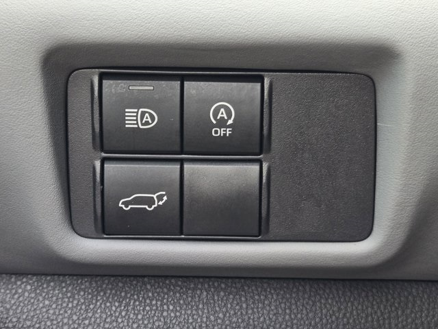 2024 Toyota Highlander XLE photo 12