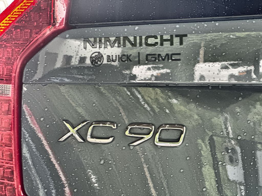 2022 Volvo XC90 T6 Inscription photo 31