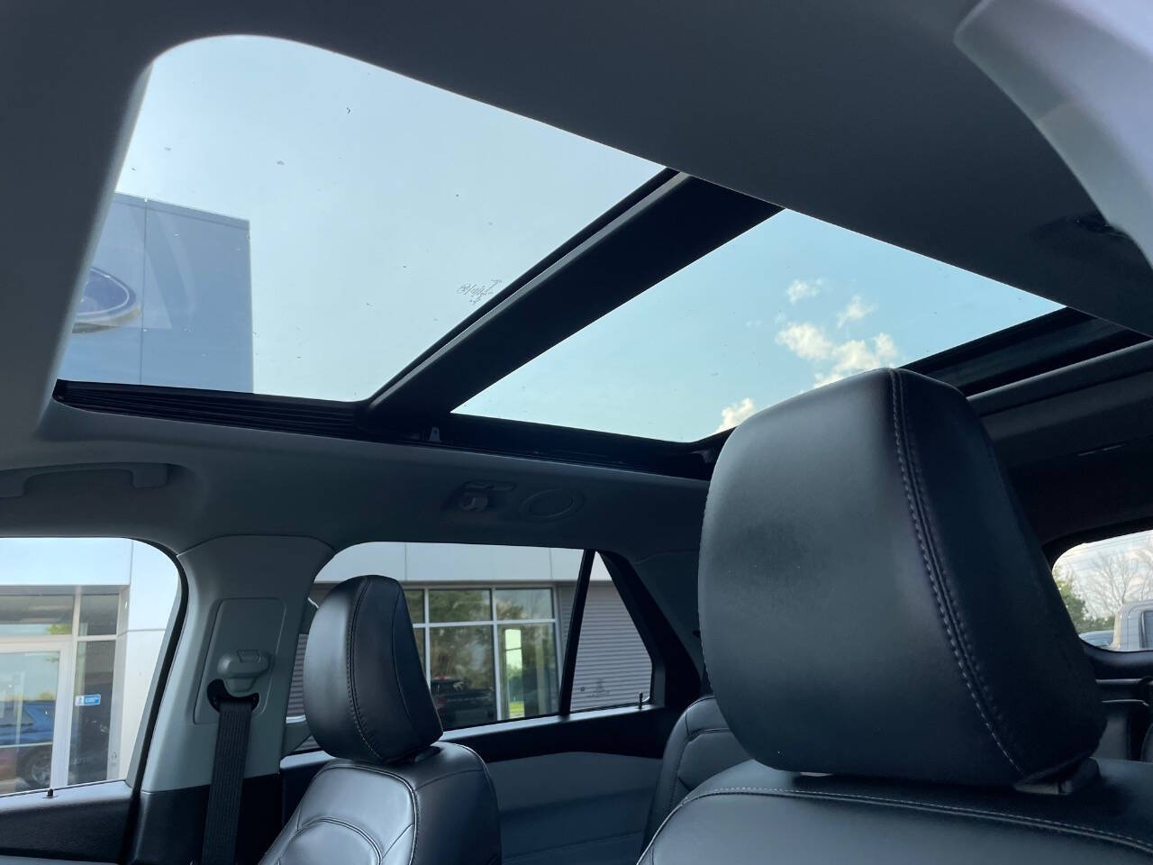 2022 Ford Explorer XLT photo 21