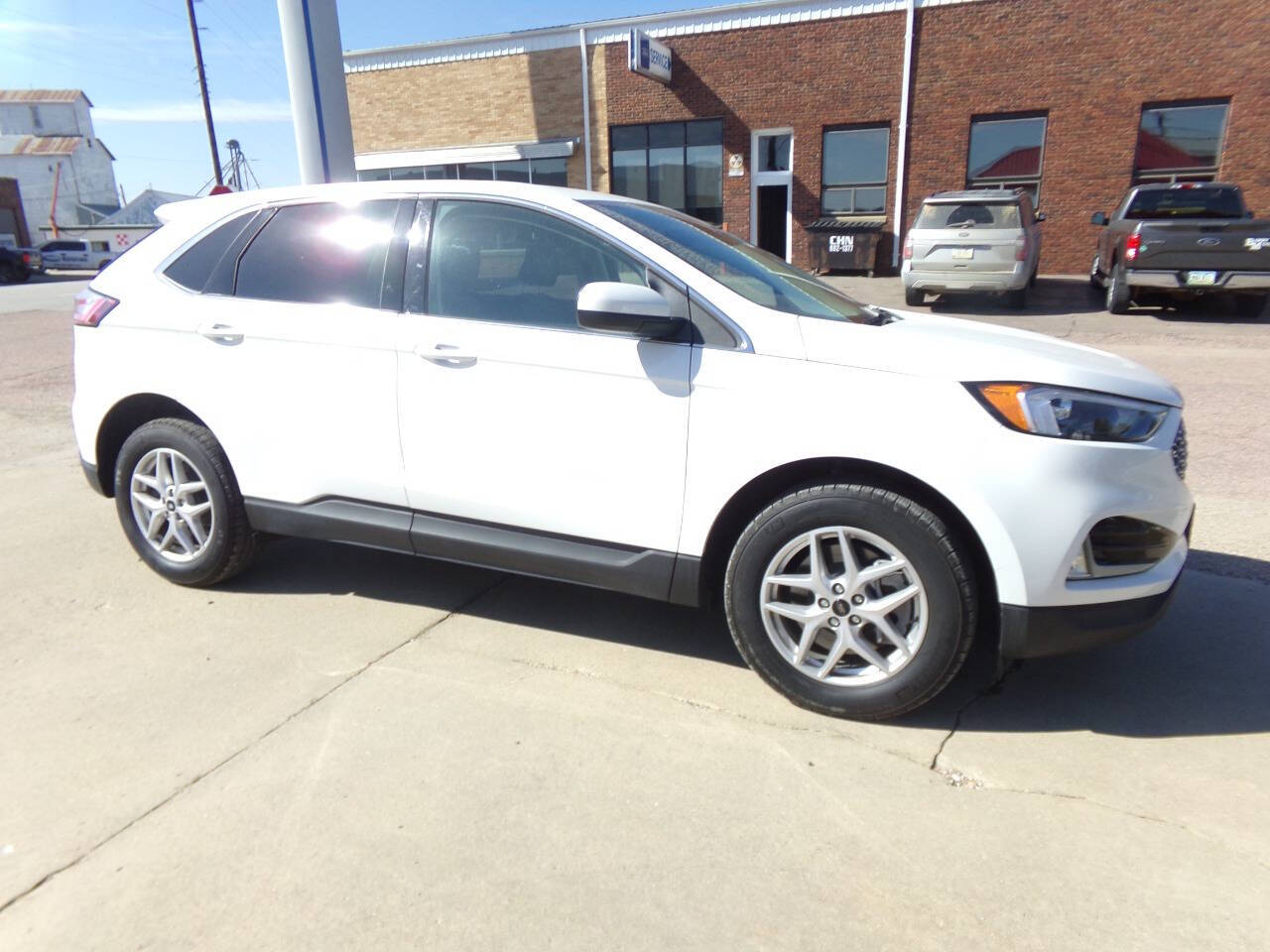 2024 Ford Edge SEL photo 4