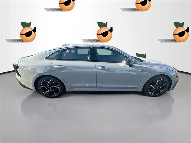2026 Kia K5 GT-Line photo 8