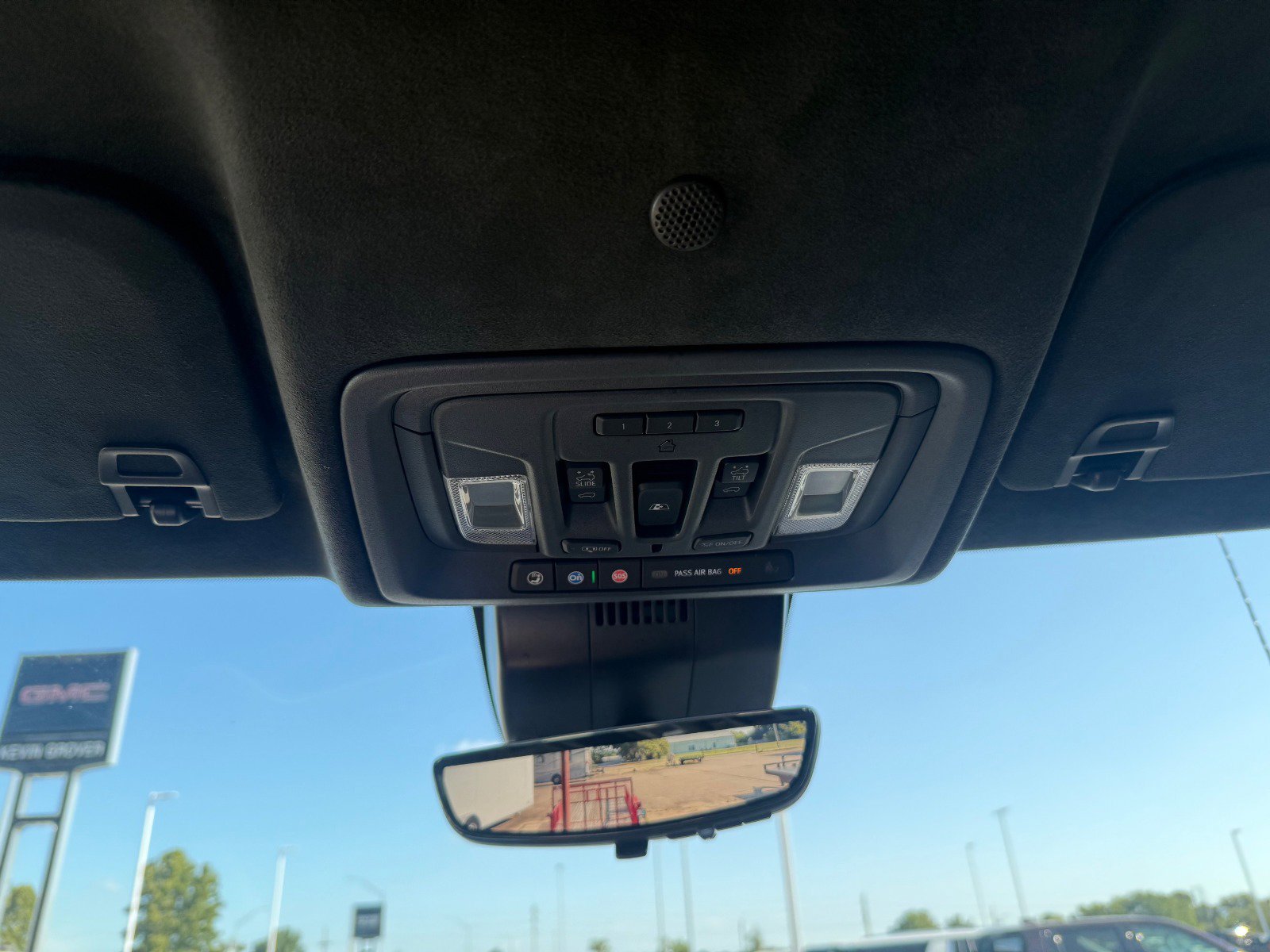 2022 Gmc Sierra 1500 AT4X photo 31
