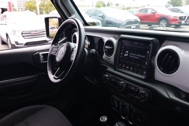 2021 Jeep Wrangler Unlimited Islander photo 19