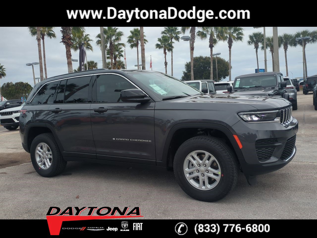 2025 Jeep Grand Cherokee Laredo's photo