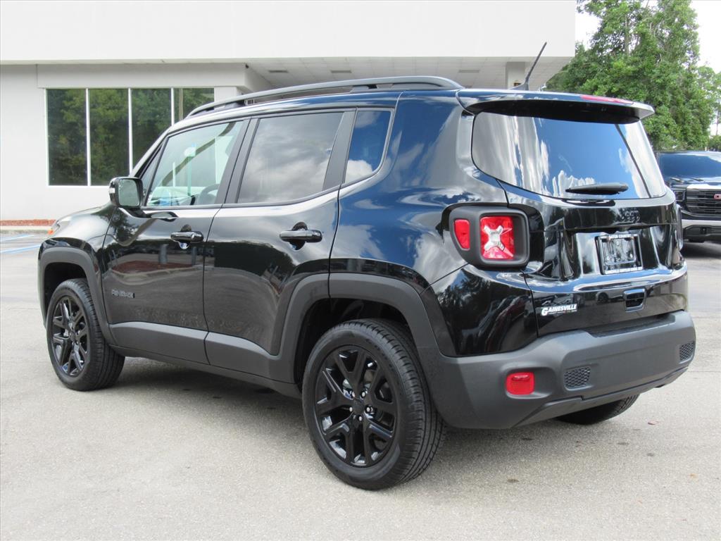 2023 Jeep Renegade Altitude photo 4
