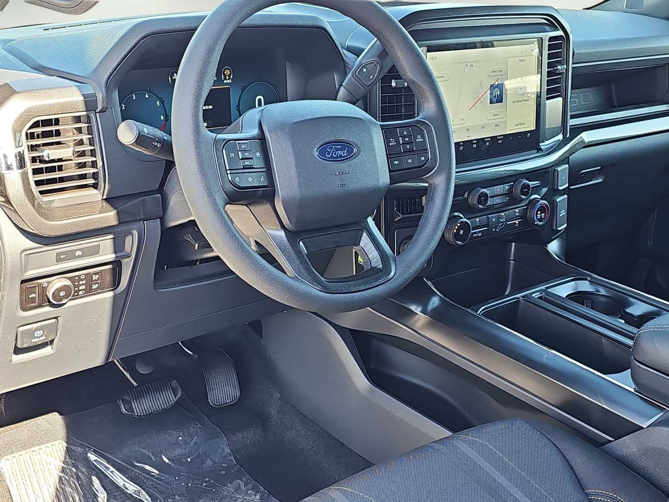 2025 Ford F-150 STX photo 4
