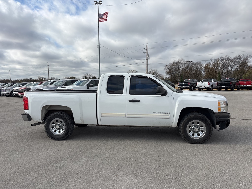 Used 2010 Chevrolet Silverado 1500 LT with VIN 1GCSCSEA3AZ122104 for sale in Pryor, OK