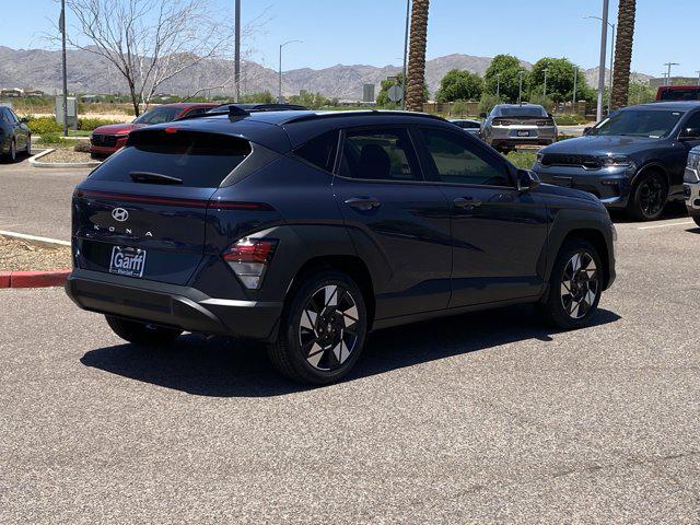2025 Hyundai Kona SEL photo 3