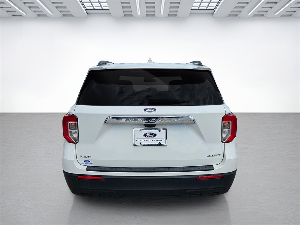 2022 Ford Explorer XLT photo 4