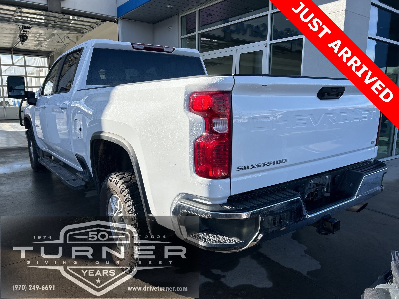 2023 Chevrolet Silverado 2500HD LT photo 3