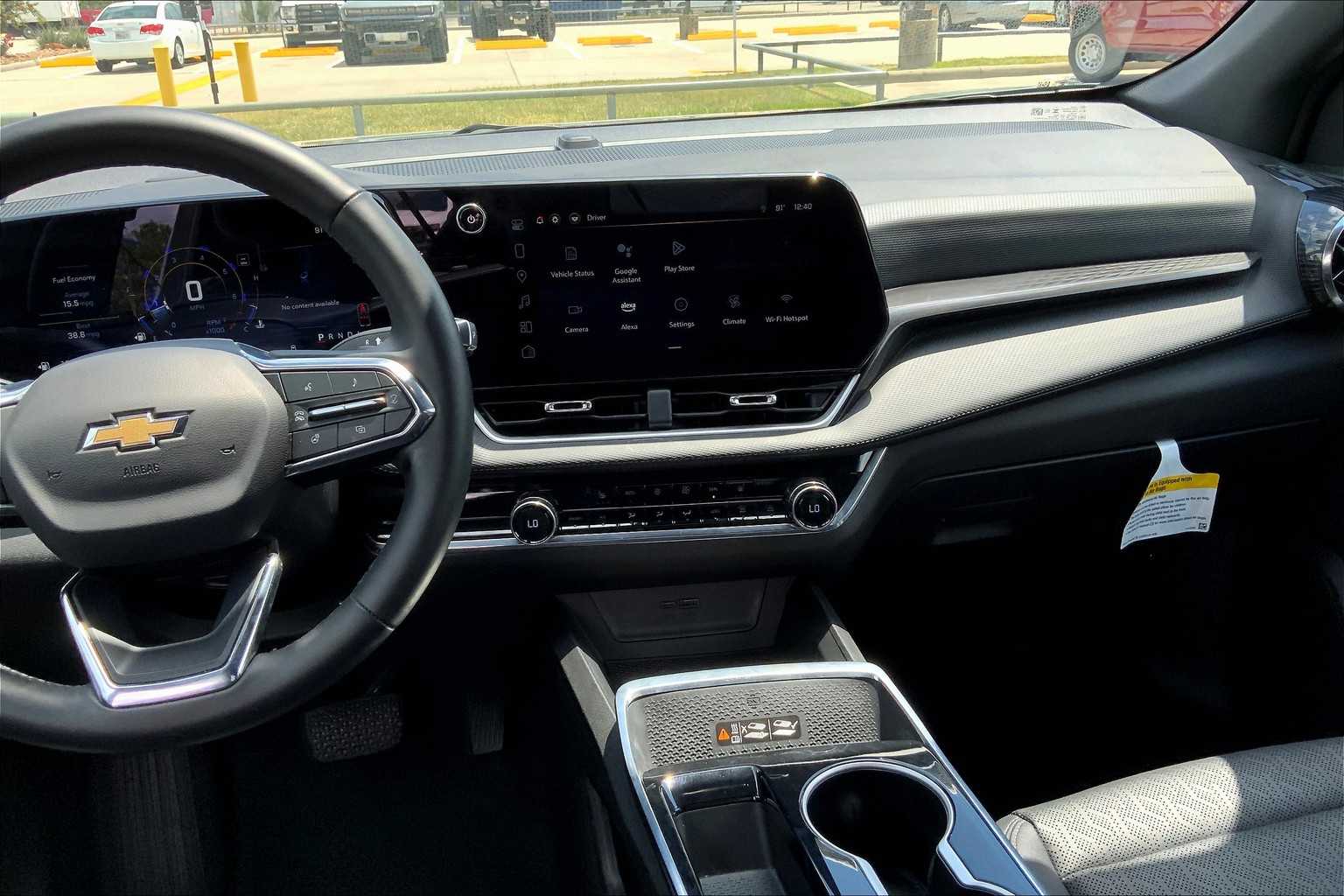 2025 Chevrolet Equinox LT photo 5
