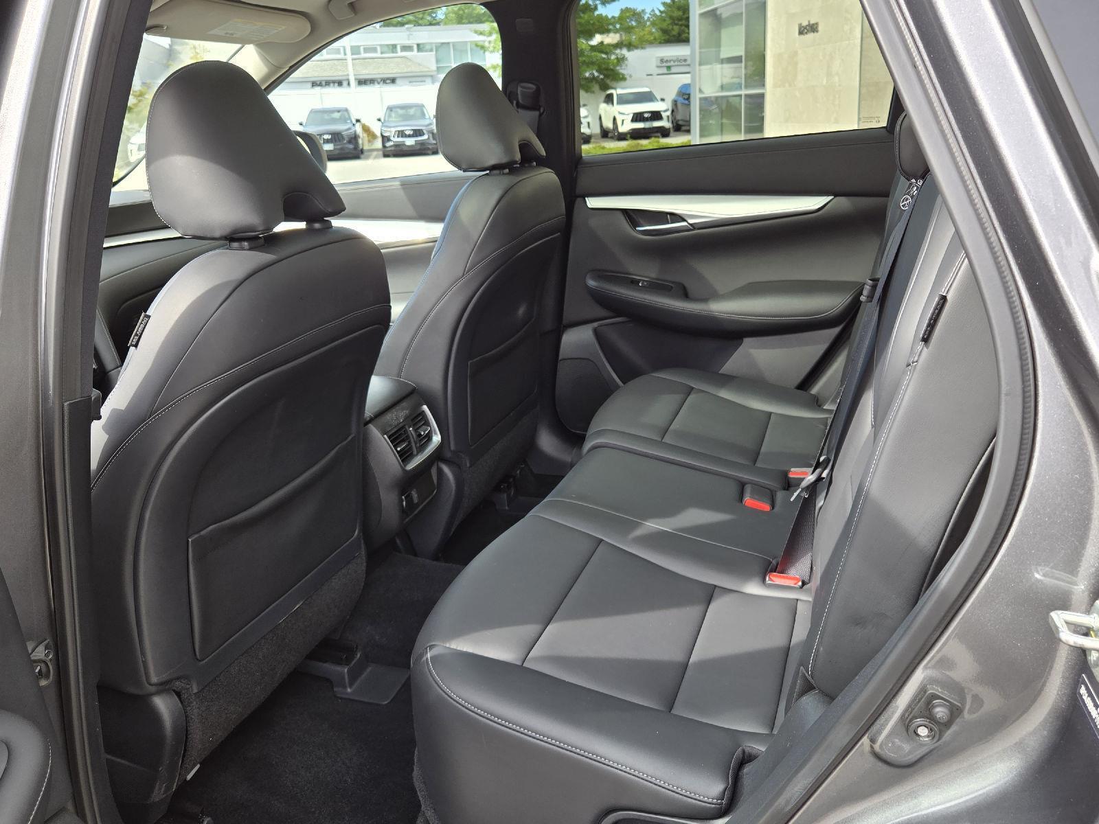 2021 Infiniti QX50 Luxe photo 22