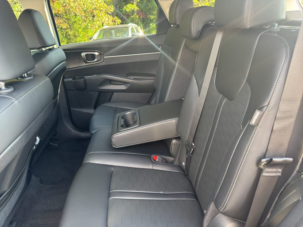 2026 Kia Sorento S photo 9