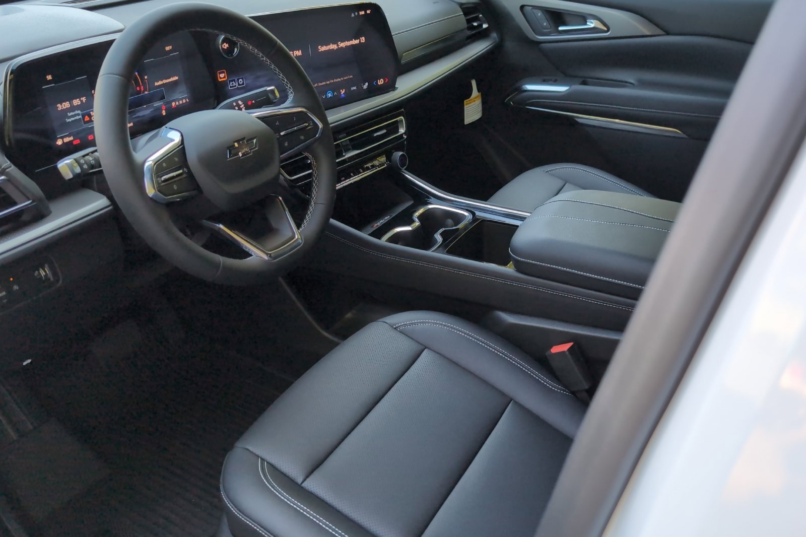 2026 Chevrolet Traverse photo 10