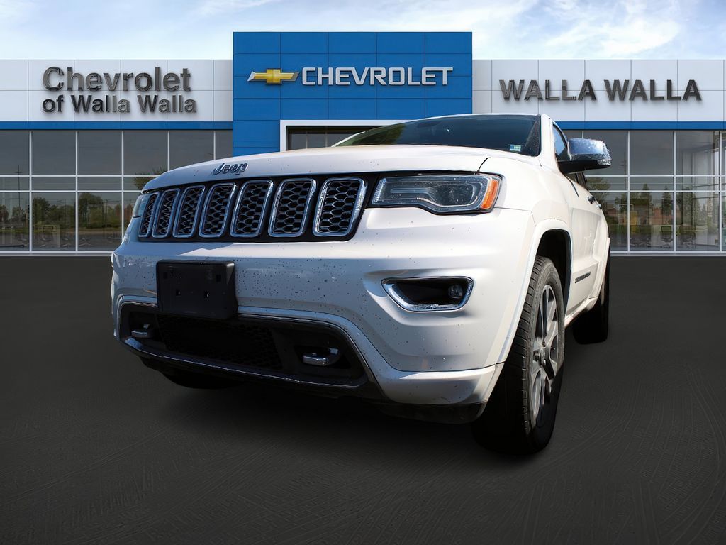 2017 Jeep Grand Cherokee Overland photo 11