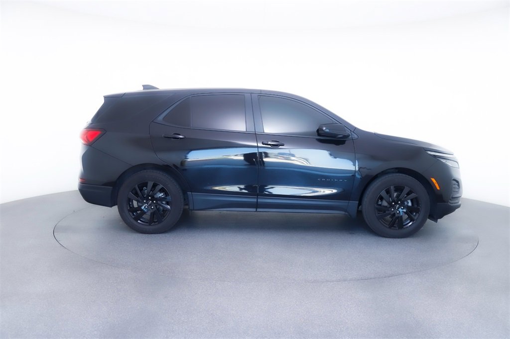 2024 Chevrolet Equinox LS photo 8