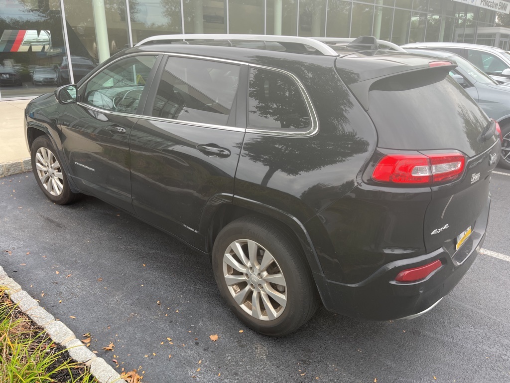 2018 Jeep Cherokee Overland photo 2
