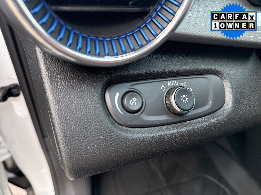 2024 Chevrolet Trax LT photo 13