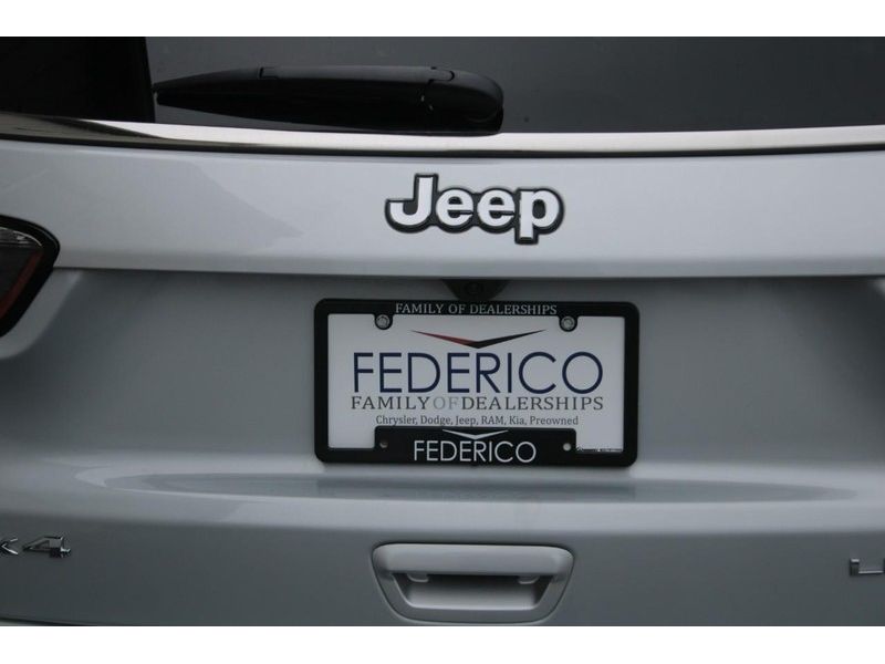 2026 Jeep Compass Limited photo 4