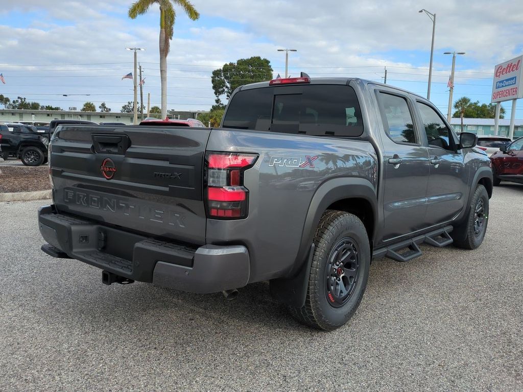 2026 Nissan Frontier PRO-X photo 4