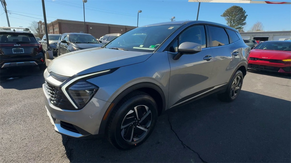 2025 Kia Sportage Hybrid LX photo 4