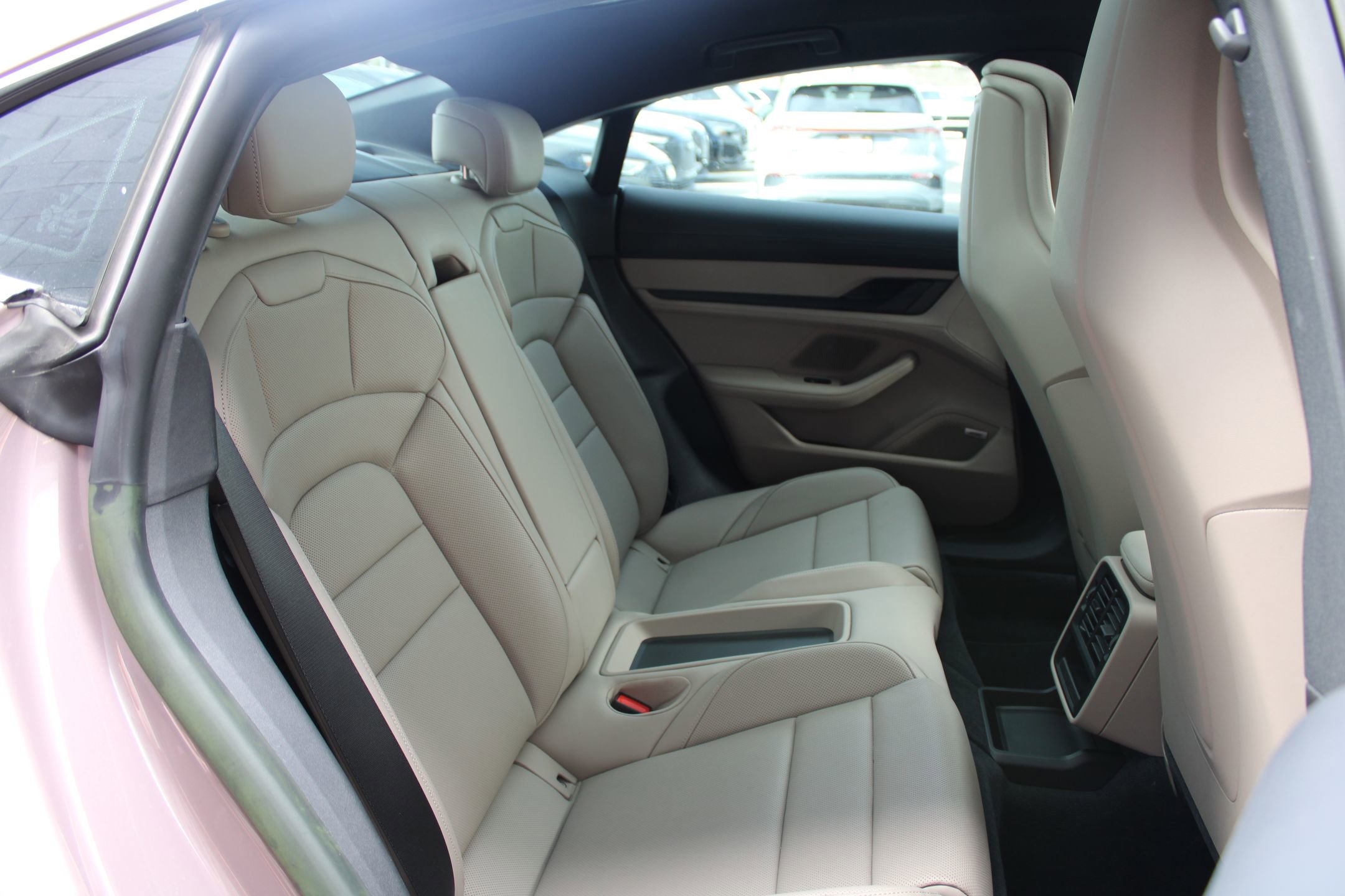 2023 Porsche Taycan 4S photo 23