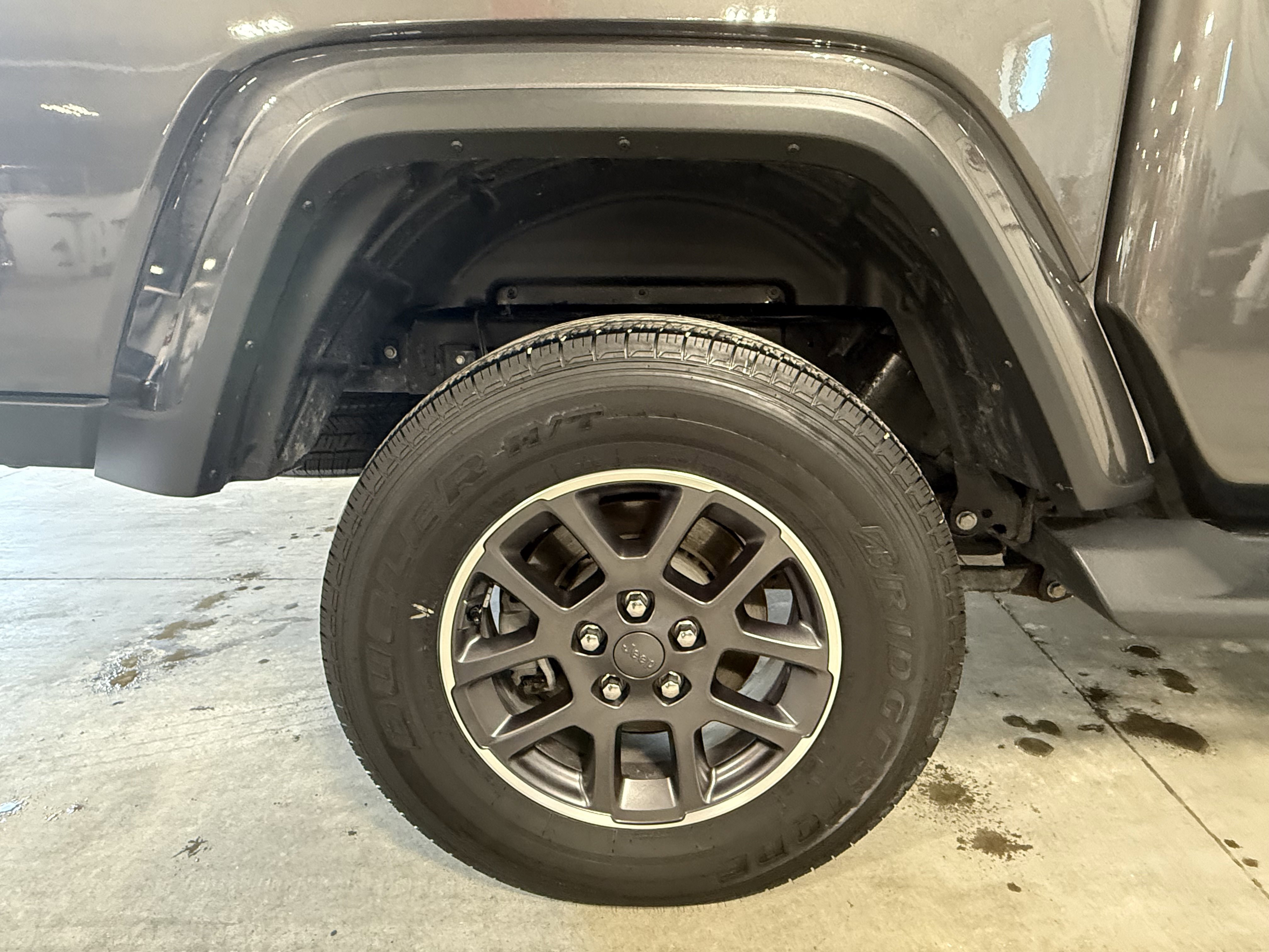 2020 Jeep Gladiator Overland photo 4
