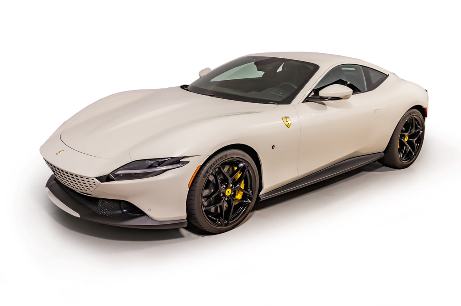 2022 Ferrari Roma photo 2