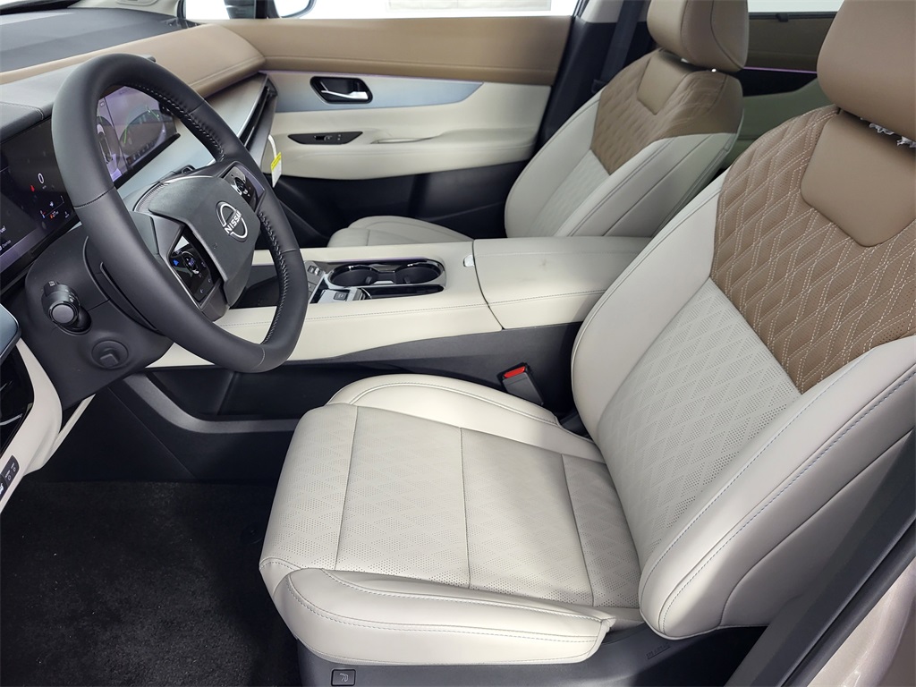 2025 Nissan Murano Platinum photo 12