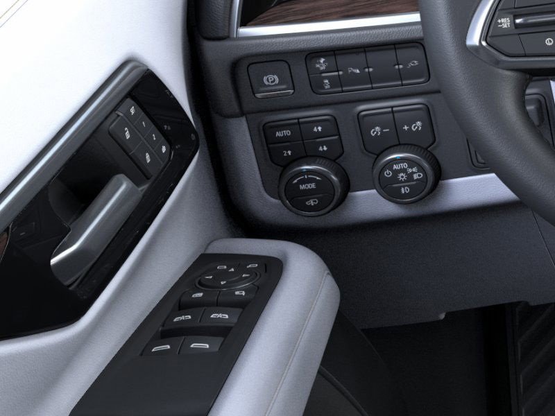2025 Chevrolet Suburban Premier photo 21