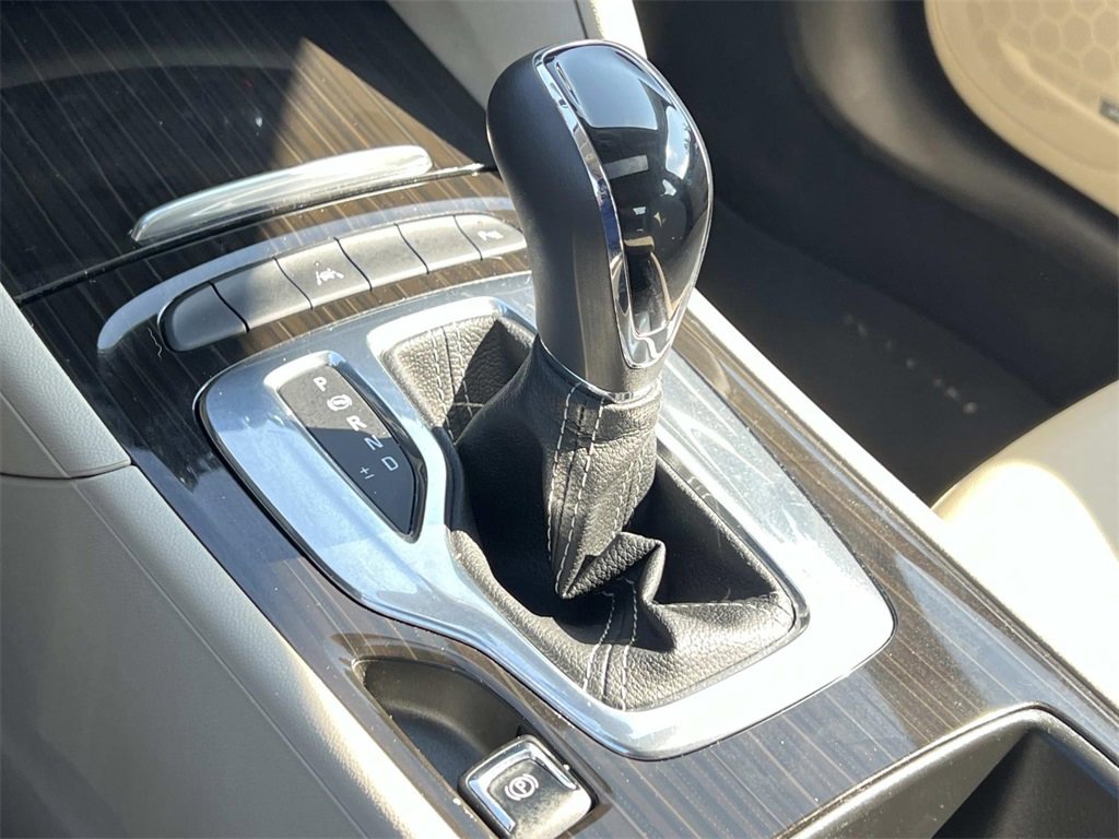 2018 Buick Regal Essence photo 20