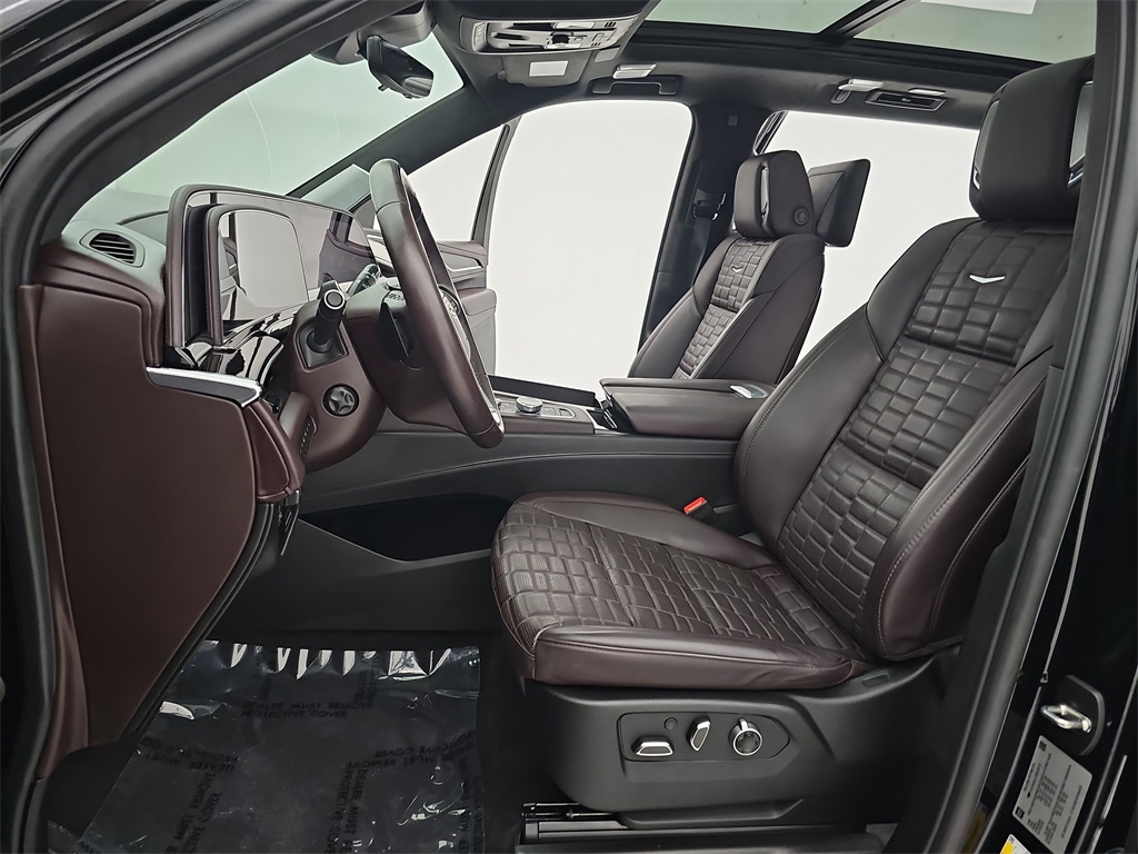 2024 Cadillac Escalade Sport Platinum photo 25