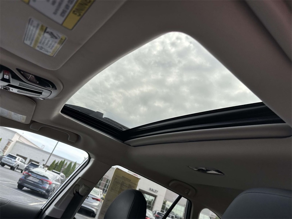 2021 Subaru Outback Limited XT photo 17