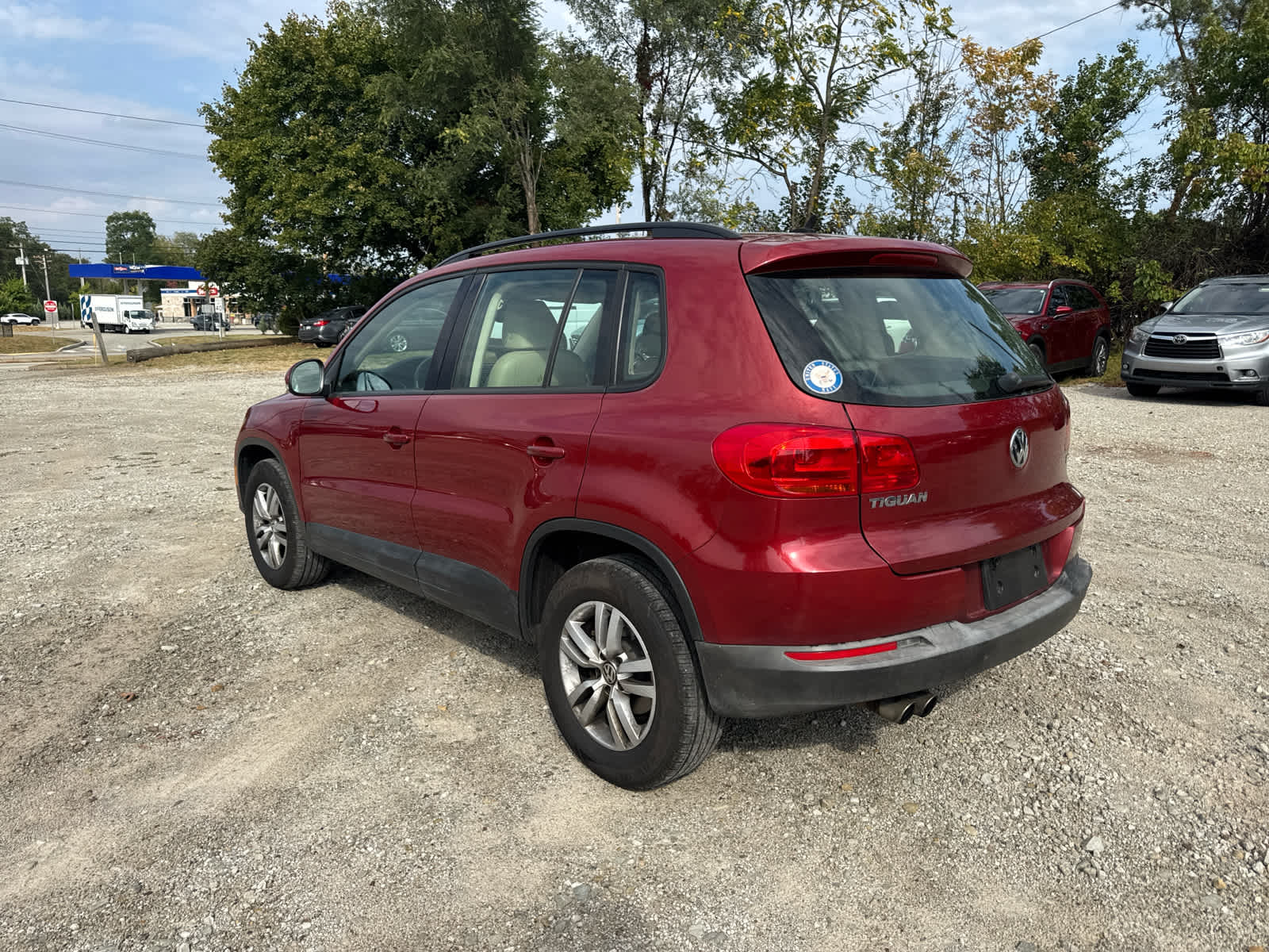 2016 Volkswagen Tiguan R-Line SEL photo 12
