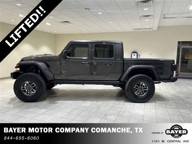 2025 Jeep Gladiator Mojave photo 2