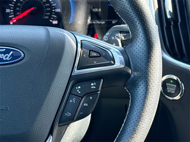 2022 Ford Edge ST photo 22