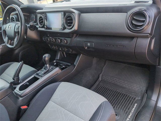 2020 Toyota Tacoma TRD Off-Road photo 17