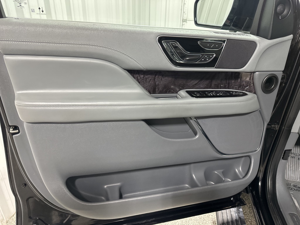 2021 Lincoln Navigator Reserve photo 10