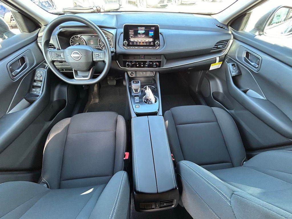 2025 Nissan Rogue S photo 30