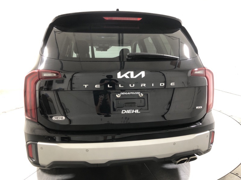 2024 Kia Telluride S photo 6