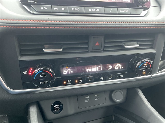 2025 Nissan Rogue SV photo 24