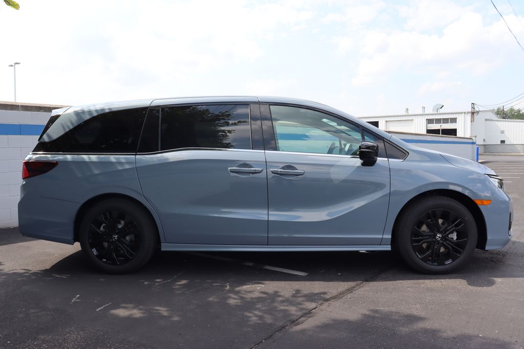 2026 Honda Odyssey photo 5