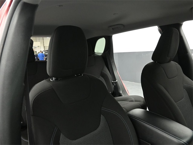 2019 JEEP CHEROKEE - Image 30