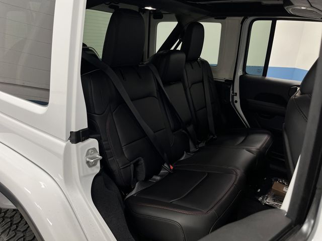 2025 Jeep Wrangler Rubicon X photo 30