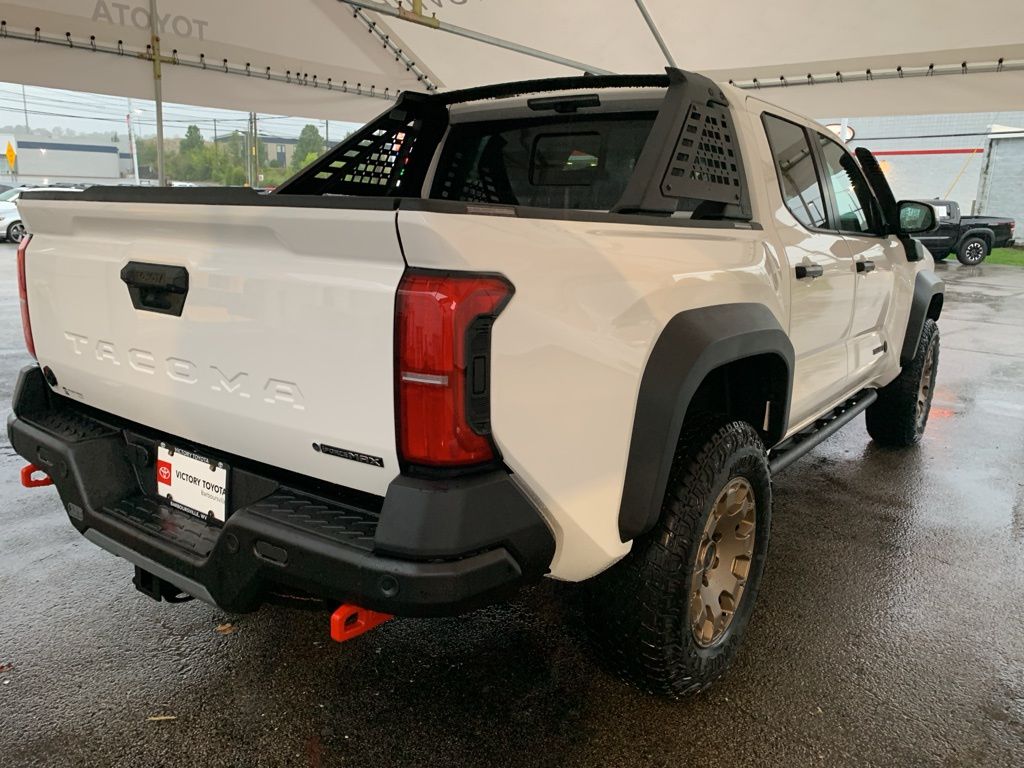 2025 Toyota Tacoma Trailhunter photo 4